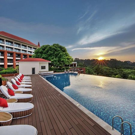 Doubletree By Hilton Goa - Panaji Otel Dış mekan fotoğraf