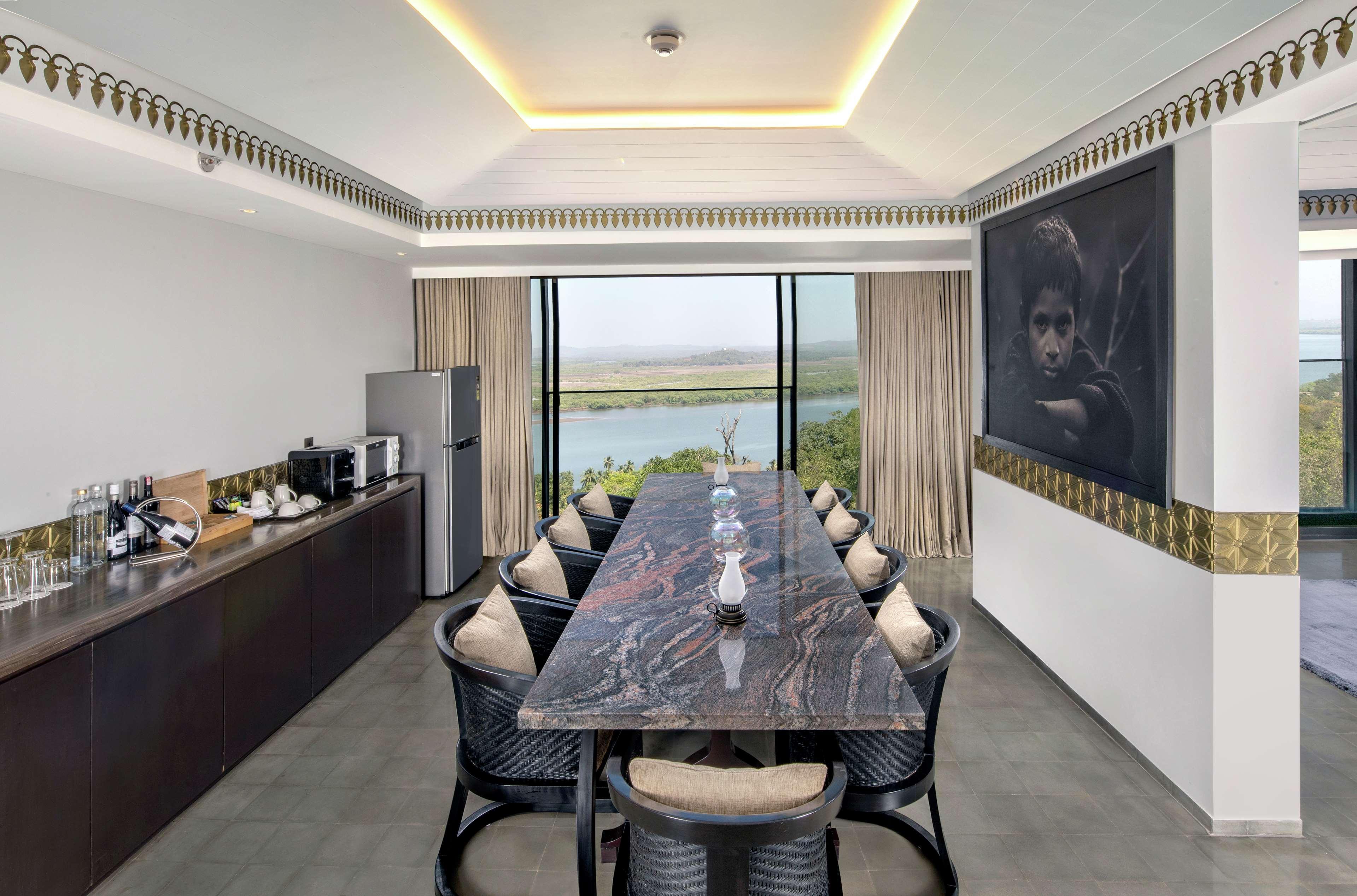 Doubletree By Hilton Goa - Panaji Otel Dış mekan fotoğraf