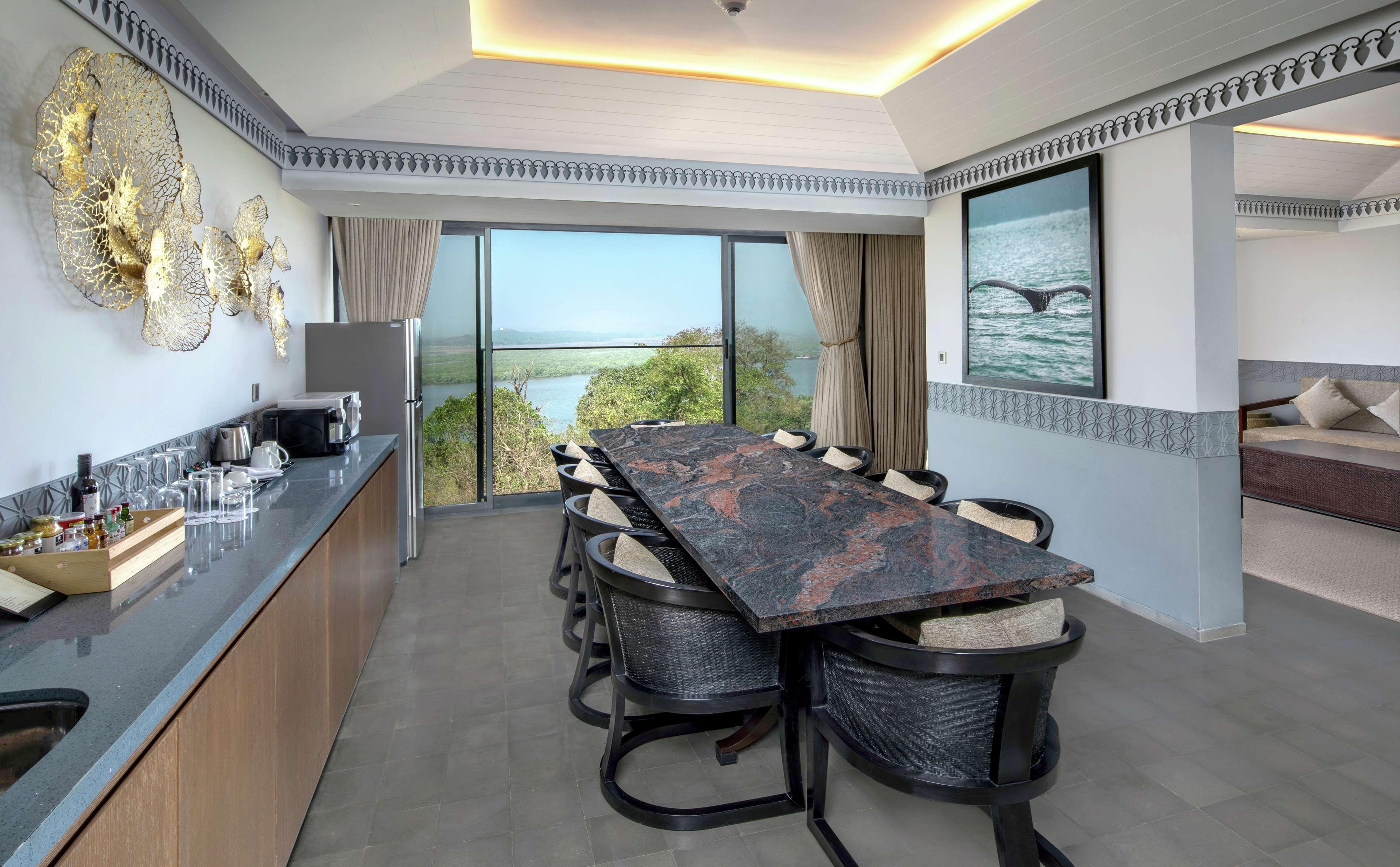 Doubletree By Hilton Goa - Panaji Otel Dış mekan fotoğraf