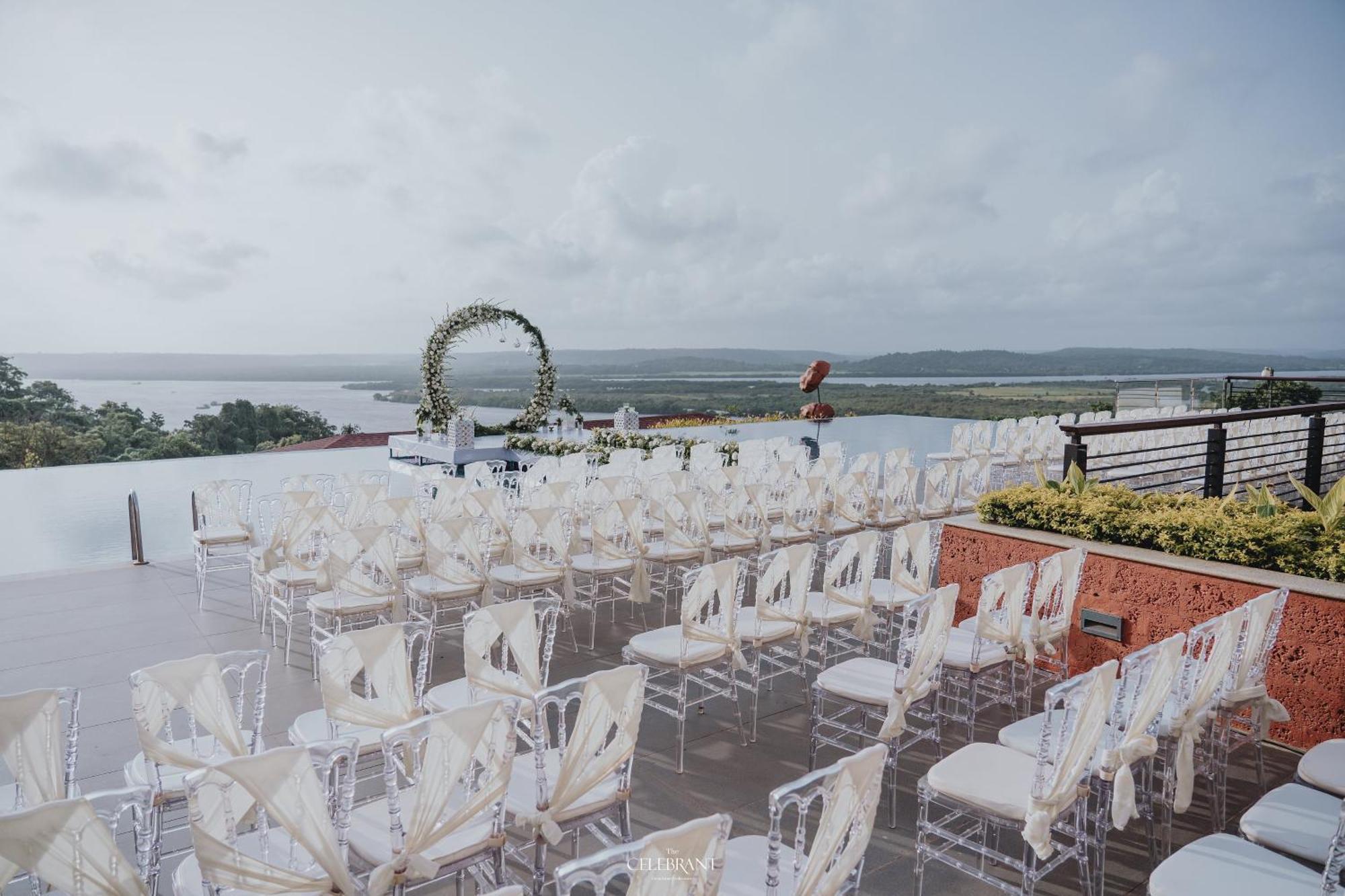 Doubletree By Hilton Goa - Panaji Otel Dış mekan fotoğraf
