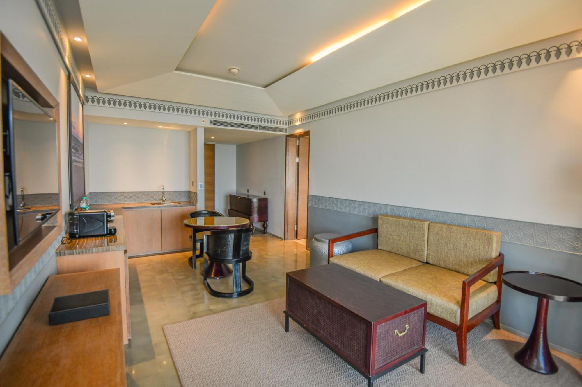 Doubletree By Hilton Goa - Panaji Otel Dış mekan fotoğraf